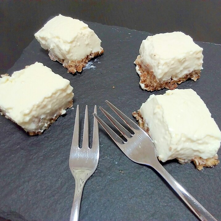 4ステップで簡単 濃厚レアチーズケーキ レシピ 作り方 By Kokoa1221 楽天レシピ 4ステップで簡単 濃厚レアチーズケーキ レシピ 作り方 By Kokoa1221 楽天レシピ